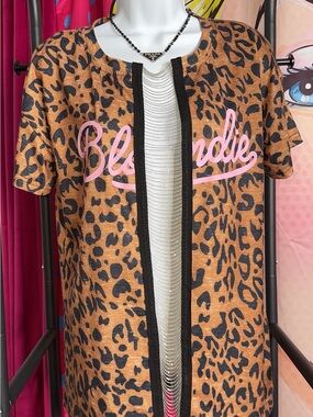 Restyled Blondie Leopard Graphic Tee
